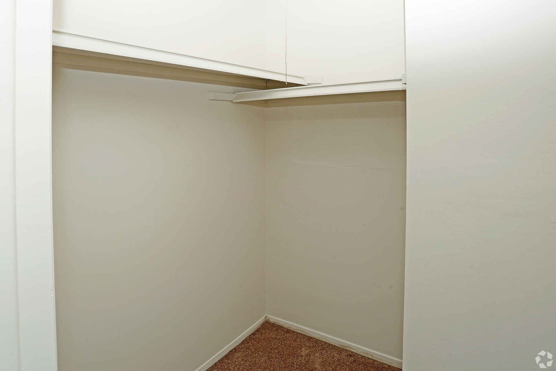 Peachtree Apartments master bedroom in Clinton Township Michigan