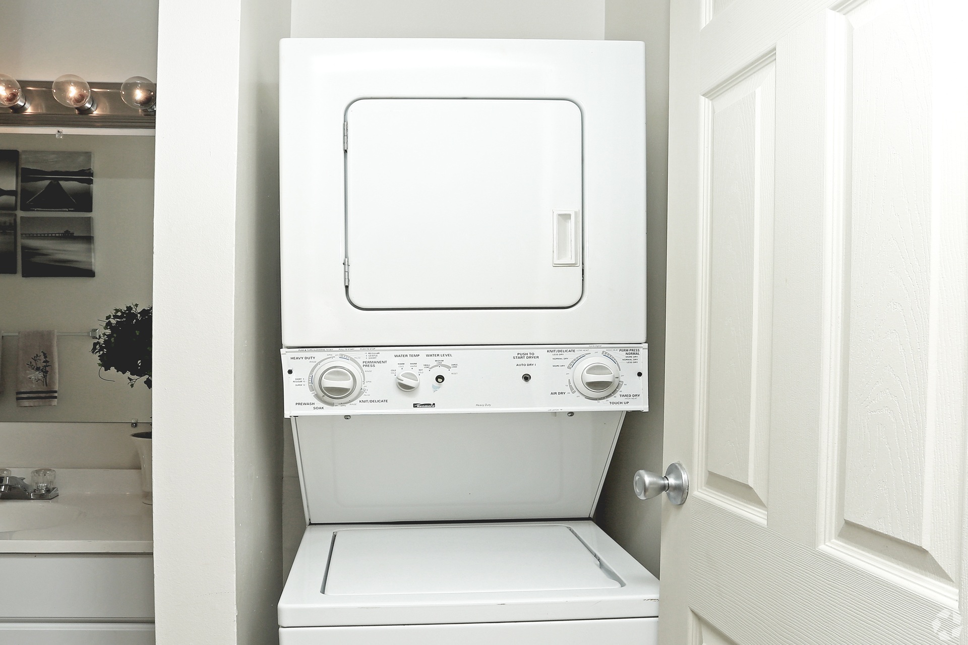 Peachtree Apartments laundry in Clinton Township Michigan